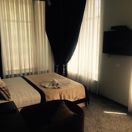 Hotel Avenue Бишкек Экстерьер фото