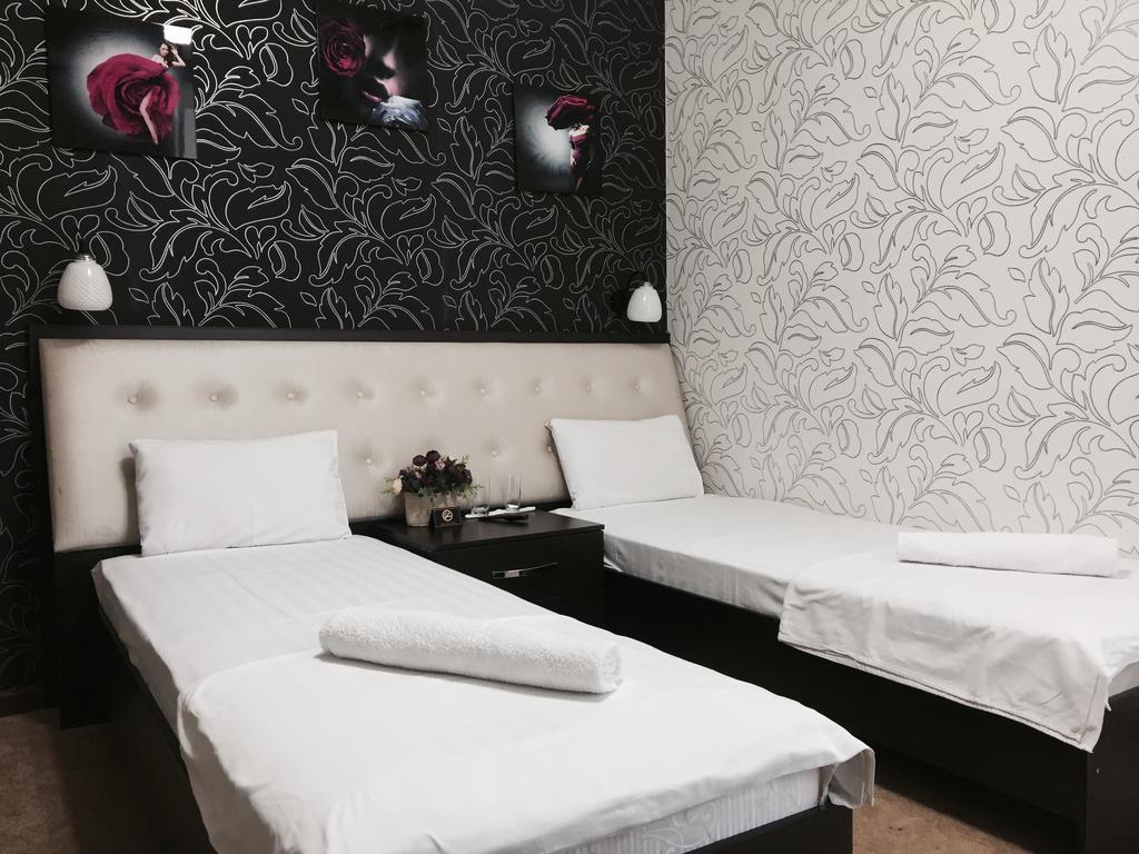 Hotel Avenue Бишкек Экстерьер фото