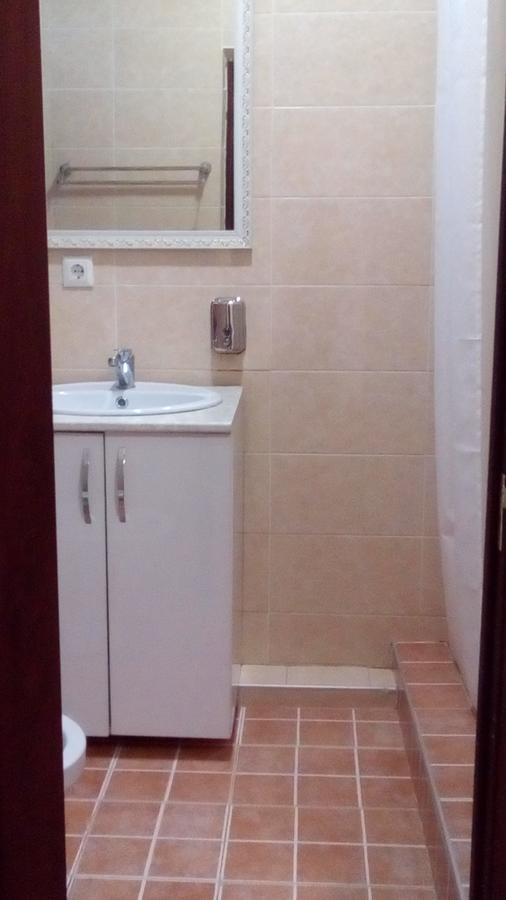 Hotel Avenue Бишкек Экстерьер фото