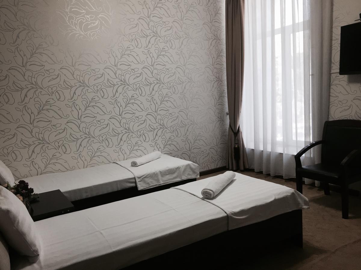 Hotel Avenue Бишкек Экстерьер фото