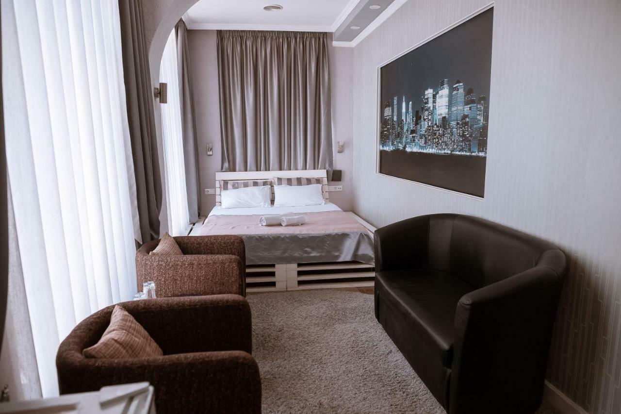 Hotel Avenue Бишкек Экстерьер фото