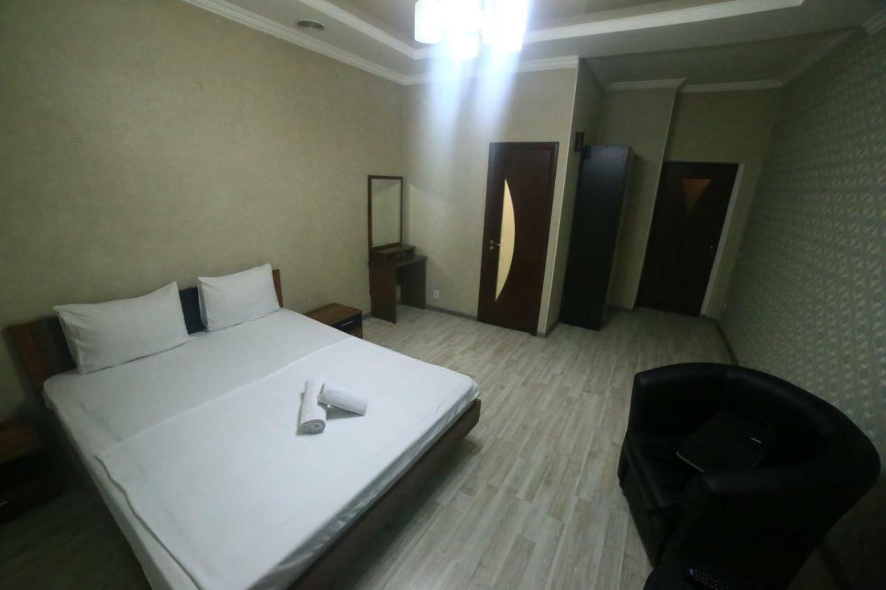 Hotel Avenue Бишкек Экстерьер фото